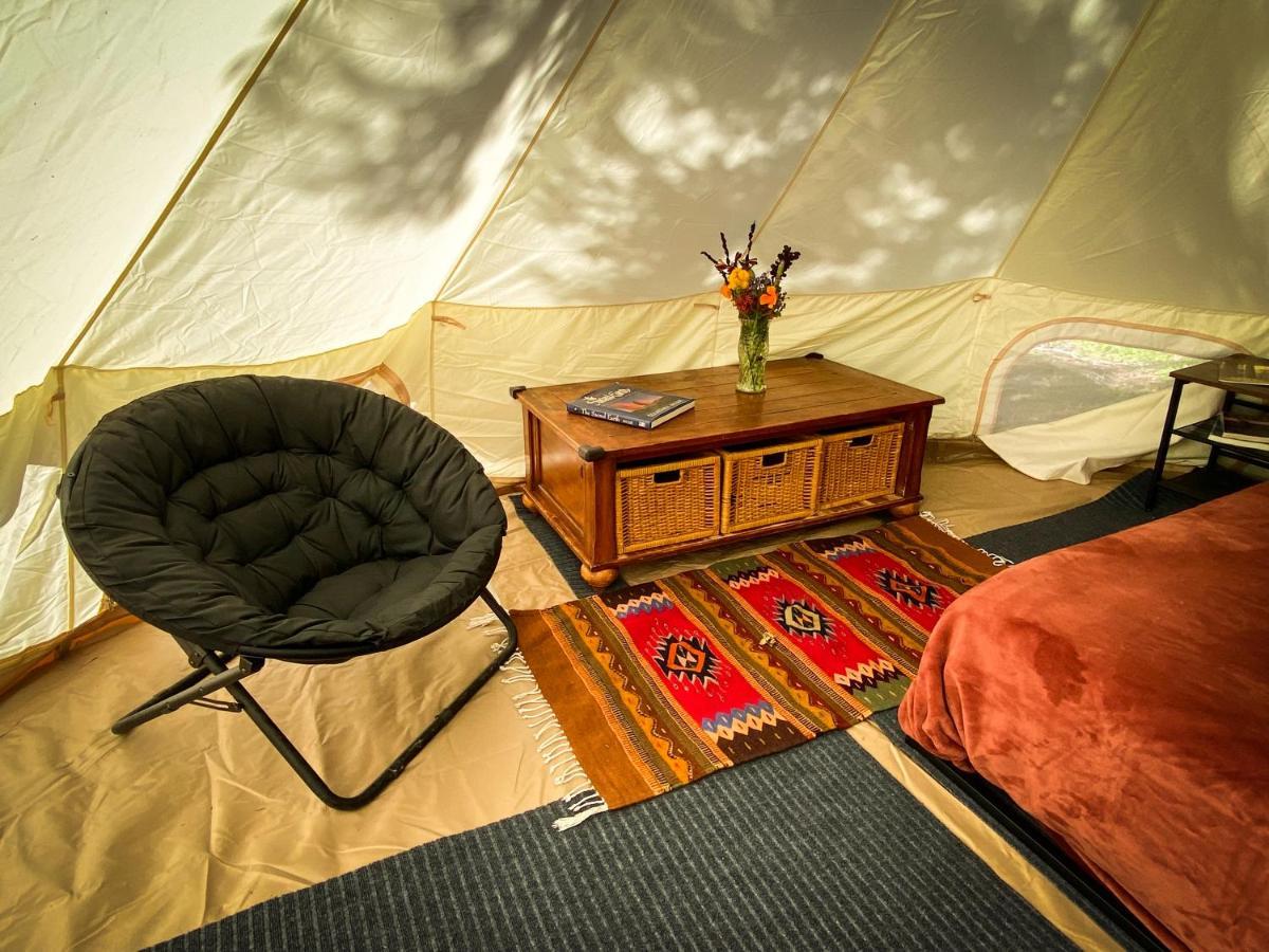 Glamping In The Redwoods With A Hot Tub! Otel Garberville Dış mekan fotoğraf